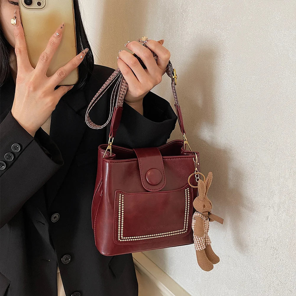 Crossbody Bag for Women with Inner Pocket Handbag PU Leather with Zipper Trendy Satchel Bag for Work Travel