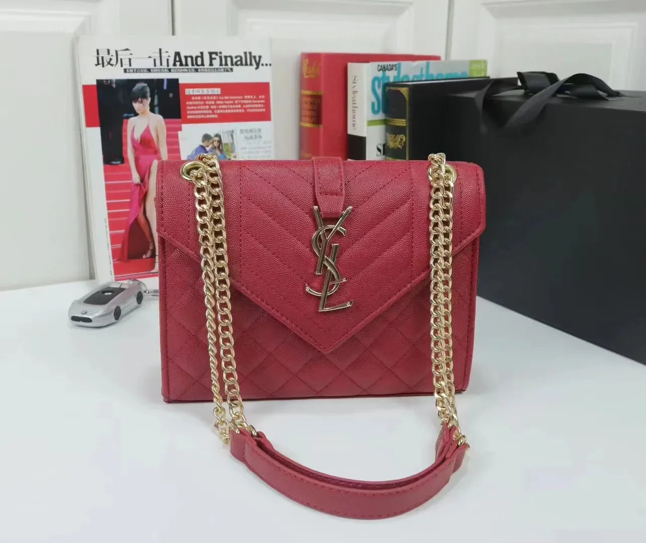 High Quality Leather Bags Women's Commuter Bags Fashion Bags Clouds Bags Handbags Crossbody Bags Shoulder Bags Chain Bags