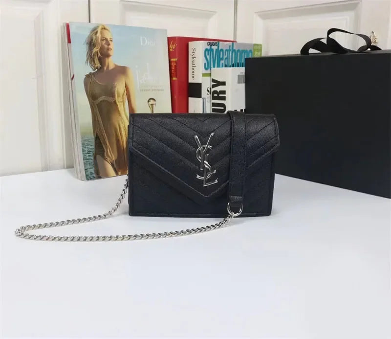 High Quality Leather Bags Women's Commuter Bags Fashion Bags Clouds Bags Handbags Crossbody Bags Shoulder Bags Chain Bags