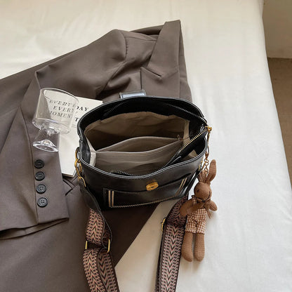 Crossbody Bag for Women with Inner Pocket Handbag PU Leather with Zipper Trendy Satchel Bag for Work Travel