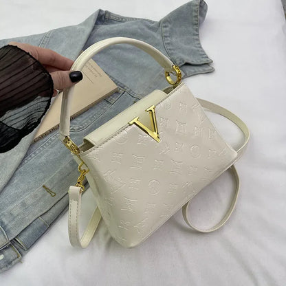 2025 Designer Hottest Shell Fashion Versatile Glossy High Quality Women Shoulder Crossbody Bag Available in Red Black and More