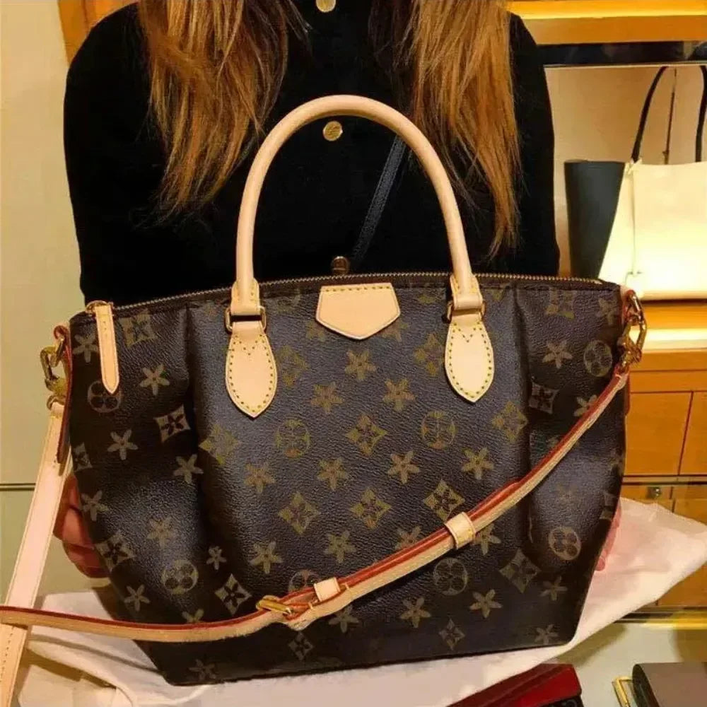Top Designer Handbag Shoulder Chain Bag Clutch Fap Totes Bags Waet Check Veour Thread C Purse Doube Letters Soid Hasp Waist Square