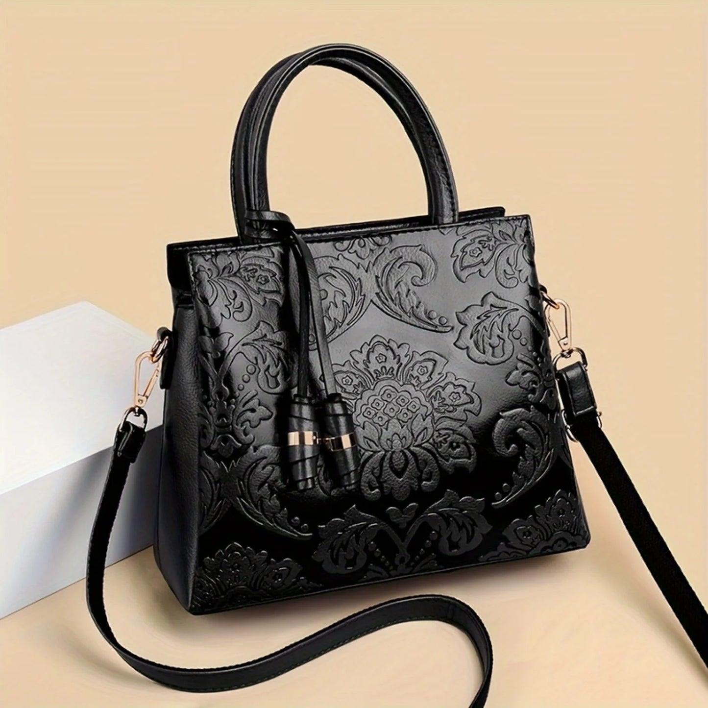 2025 The new stylish ladies hand bag, the retro style of large capacity multi-layer shoulder bag, crossbody bag commuter bag