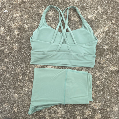 Solid Color Gym Fitness Set Tight Soft cross Fitness Bra 2pc compression High Waist Yoga Legging Suit Comprehensive Training Jog