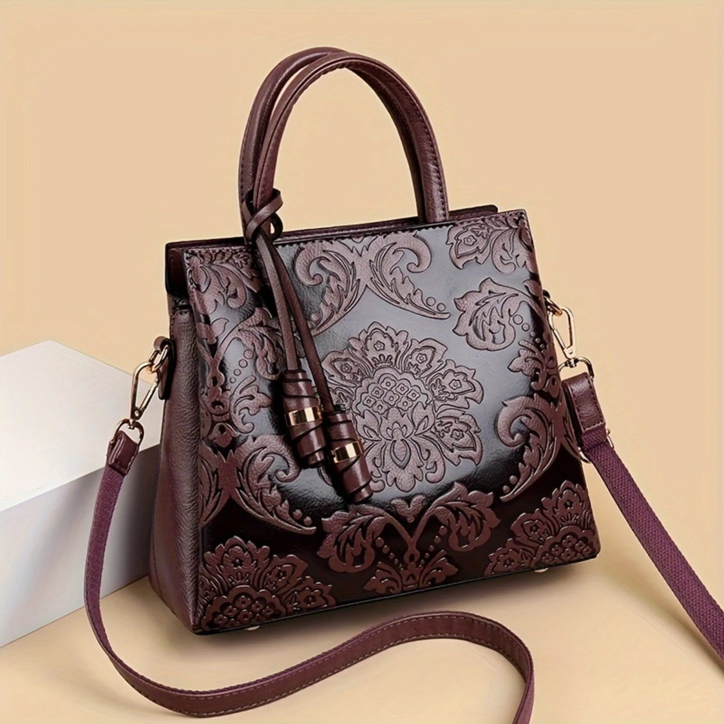 2025 The new stylish ladies hand bag, the retro style of large capacity multi-layer shoulder bag, crossbody bag commuter bag