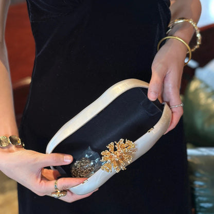 Acrylic Flower Shell Clutch Handbag for Women Wedding Evening Events