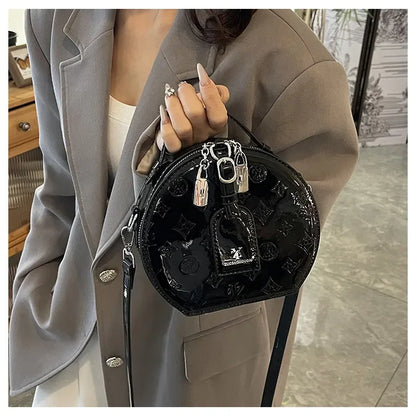 2025 Designer Hottest Shell Fashion Versatile Glossy High Quality Women Shoulder Crossbody Bag Available in Red Black and More