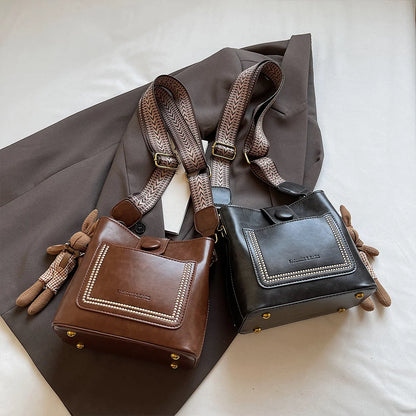 Crossbody Bag for Women with Inner Pocket Handbag PU Leather with Zipper Trendy Satchel Bag for Work Travel