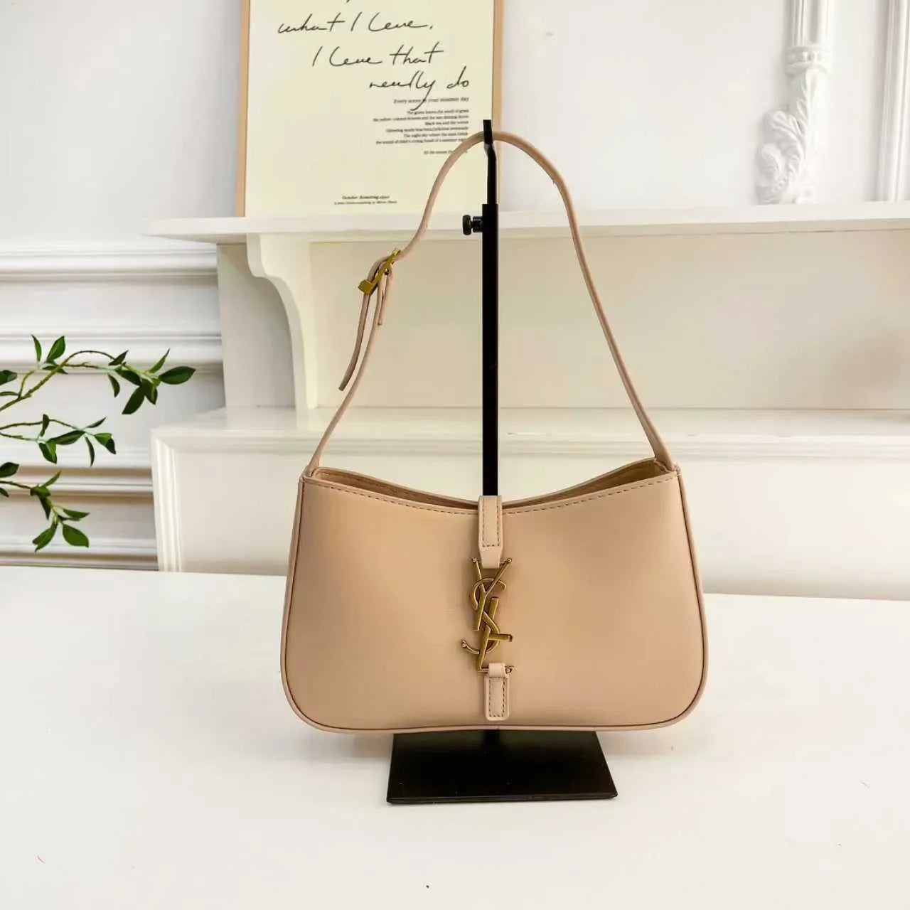 Wholesale Women's Shoulder Bags Crossbody Bags Designer Bags Envelope Clutches Chain-Strap Bags Mini Purses Underarm Bags