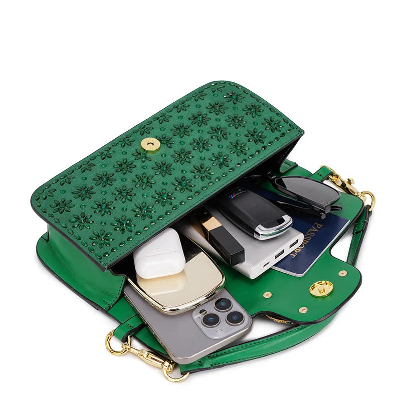 New Trend Crossbody Bag With Crystal Embellishments Chain Strap