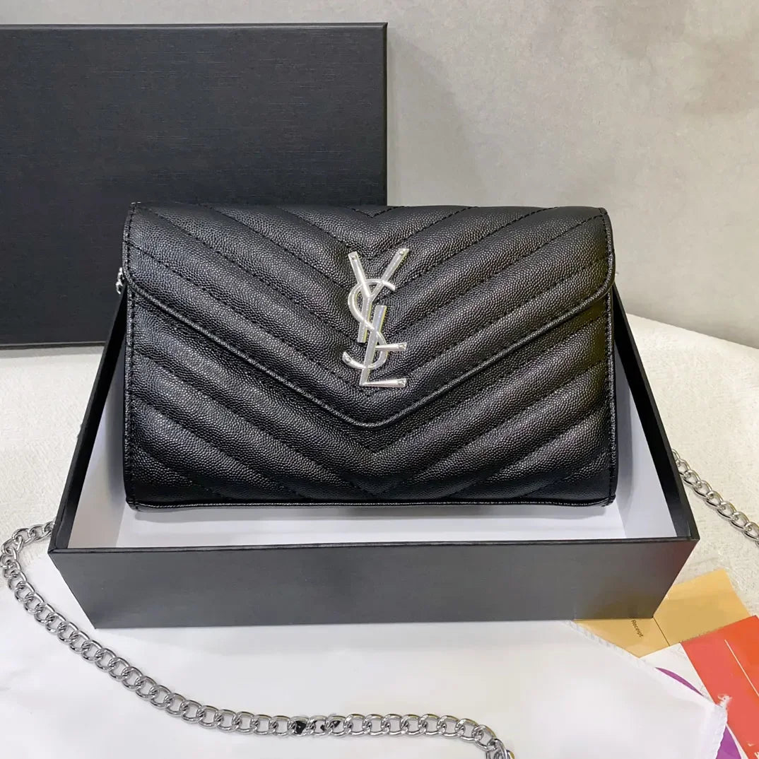 Wholesale Women's Shoulder Bags Crossbody Bags Designer Bags Envelope Clutches Chain-Strap Bags Mini Purses Underarm Bags