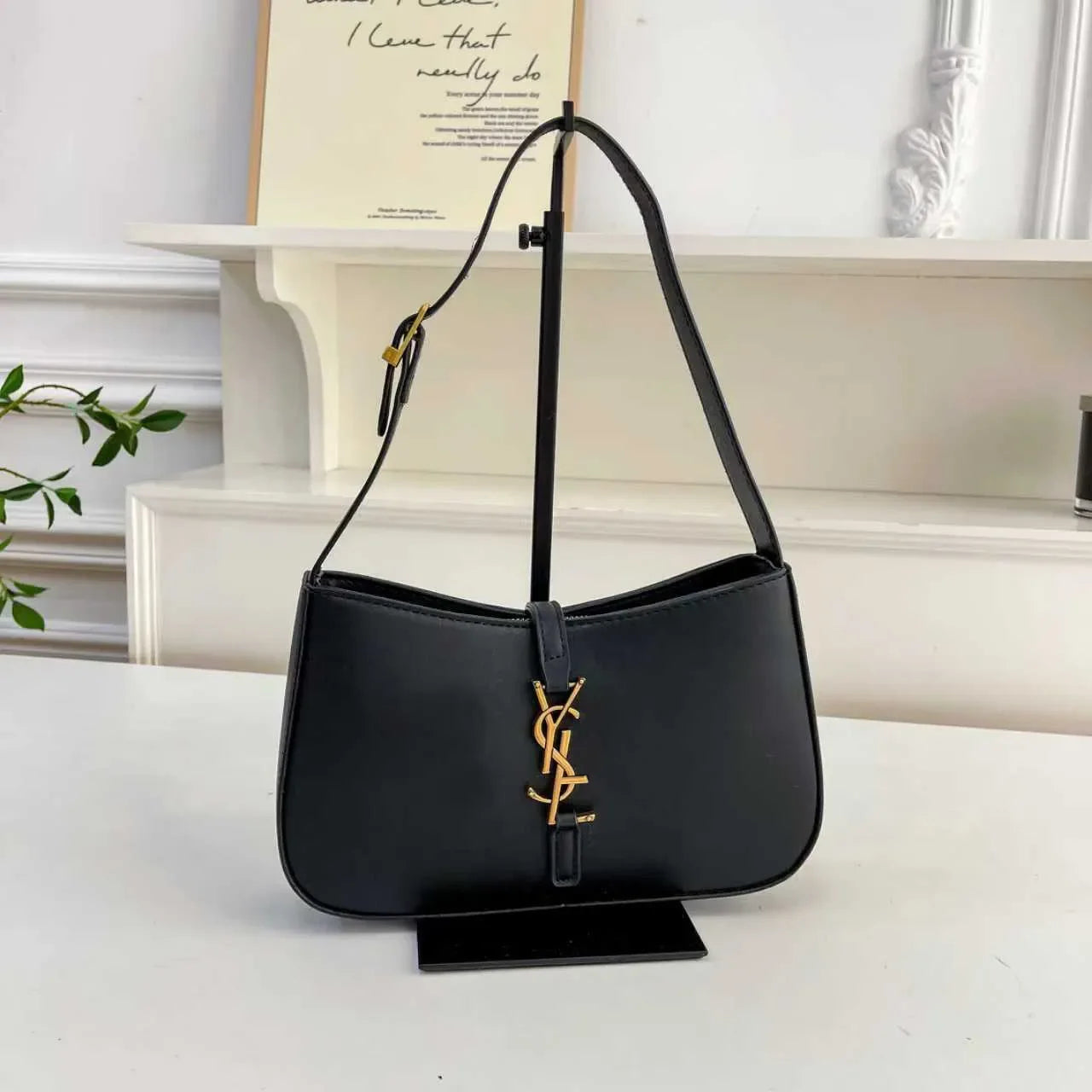 Wholesale Women's Shoulder Bags Crossbody Bags Designer Bags Envelope Clutches Chain-Strap Bags Mini Purses Underarm Bags